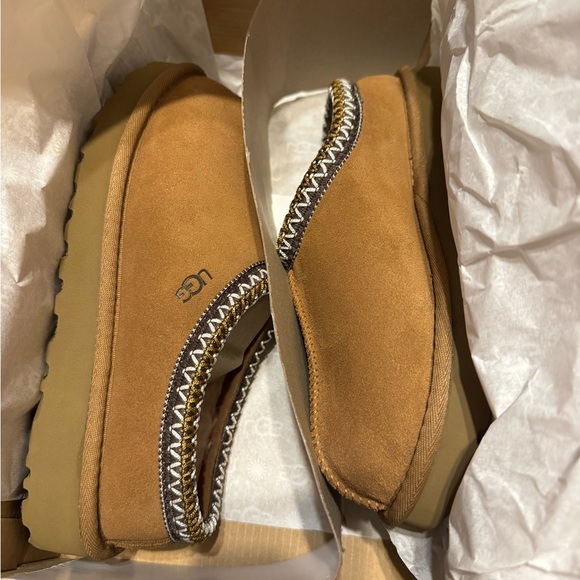 UGG Shoes - UGG Tasman Slides - BRAND NEW - Authentic
